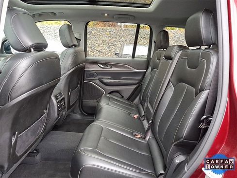 Used 2024 Jeep Grand Cherokee Limited 4xe image 13