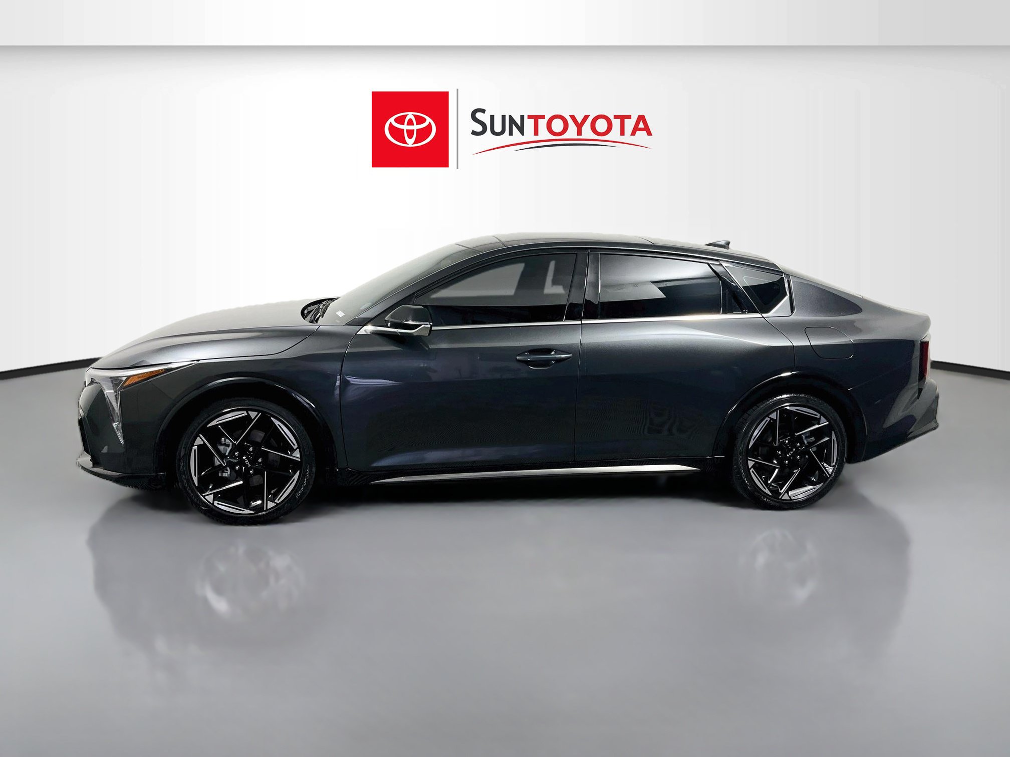Used 2025 Kia K4 GT-Line w/ GT-Line Premium Package FWD image 7
