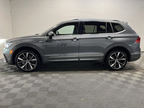 Used 2024 Volkswagen Tiguan SEL R-Line image 23