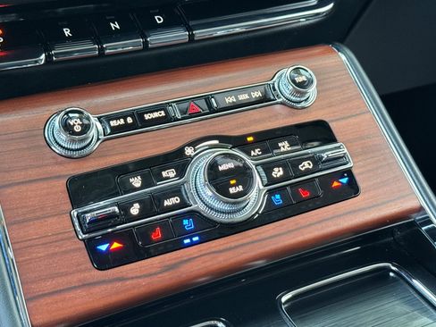 Certified 2023 Lincoln Aviator Grand Touring w/ Equipment Group 301A image 20