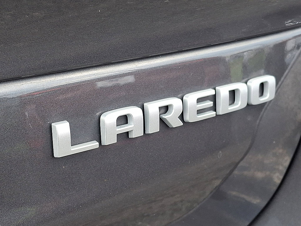 Used 2024 Jeep Grand Cherokee L Laredo AWD/4WD image 30