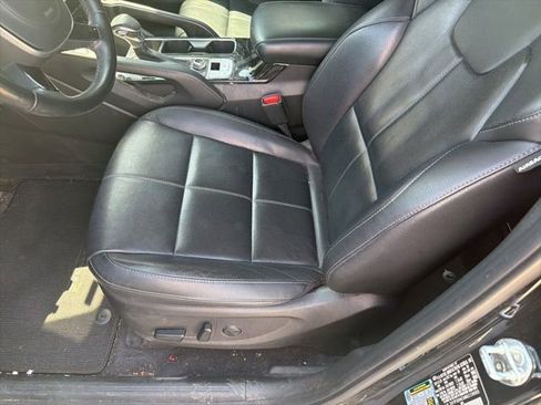 Used 2021 Kia Telluride EX w/ EX Premium Package image 5