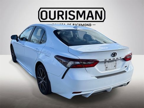 Certified 2023 Toyota Camry SE image 7