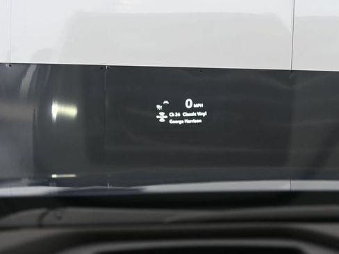 Used 2023 Buick Envision Avenir FWD image 45