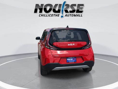 Used 2024 Kia Soul LX w/ Option Group 015 FWD image 7