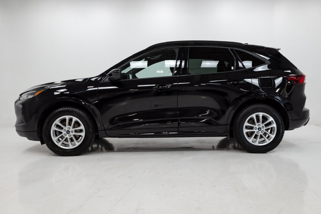 Used 2023 Ford Escape ST-Line Select w/ Tech Pack #2 AWD/4WD image 29
