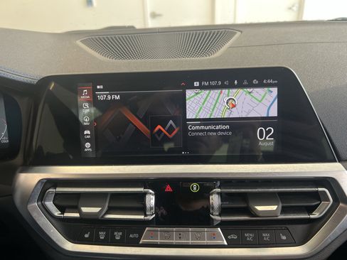 Used 2022 BMW M440i Coupe image 16