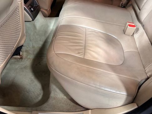 Used 2011 Jaguar XF image 21