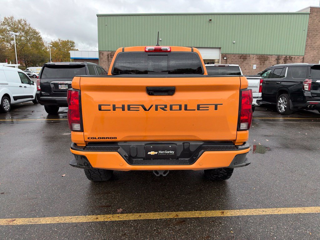 Used 2026 Chevrolet Colorado LT AWD/4WD image 8
