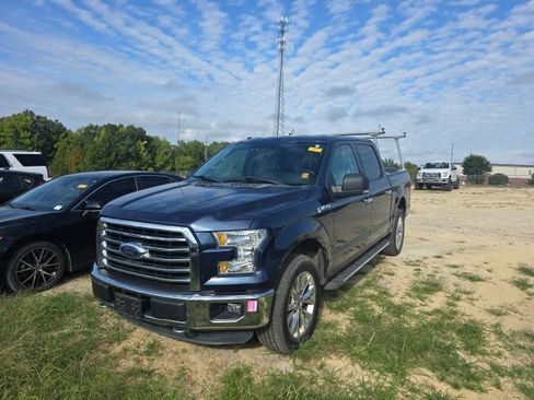 Used 2015 Ford F150 XLT w/ Equipment Group 302A Luxury AWD/4WD image 11