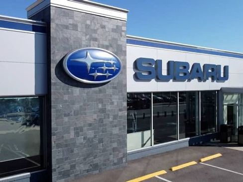 Used 2025 Subaru Ascent Bronze Edition AWD/4WD image 32