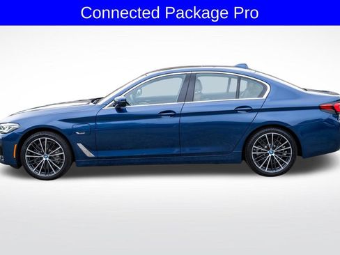 Used 2023 BMW 530e xDrive w/ Premium Package AWD/4WD image 5
