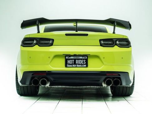 Used 2021 Chevrolet Camaro ZL1 RWD image 16