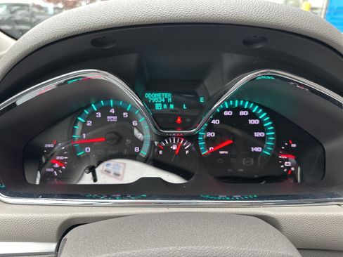 Used 2017 Chevrolet Traverse LT image 34