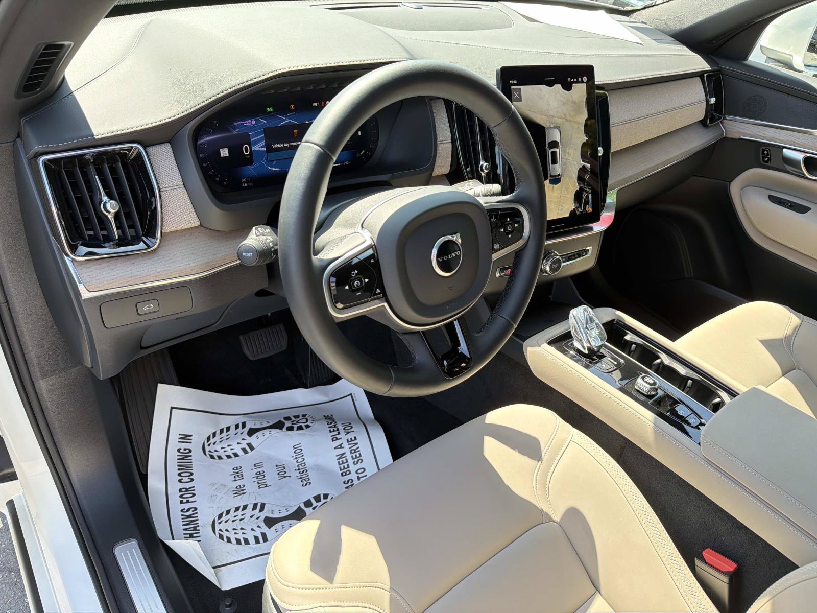 New 2026 Volvo XC90 B6 Plus AWD/4WD image 9