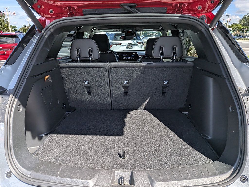 Certified 2026 Chevrolet TrailBlazer RS w/ Convenience Package FWD image 12
