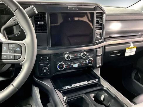 New 2026 Ford F250 Lariat w/ FX4 Off-Road Package image 6