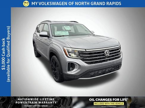 New 2026 Volkswagen Atlas SE image 1