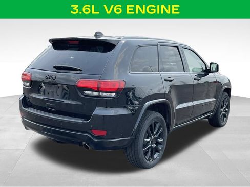 Used 2020 Jeep Grand Cherokee Altitude AWD/4WD image 9