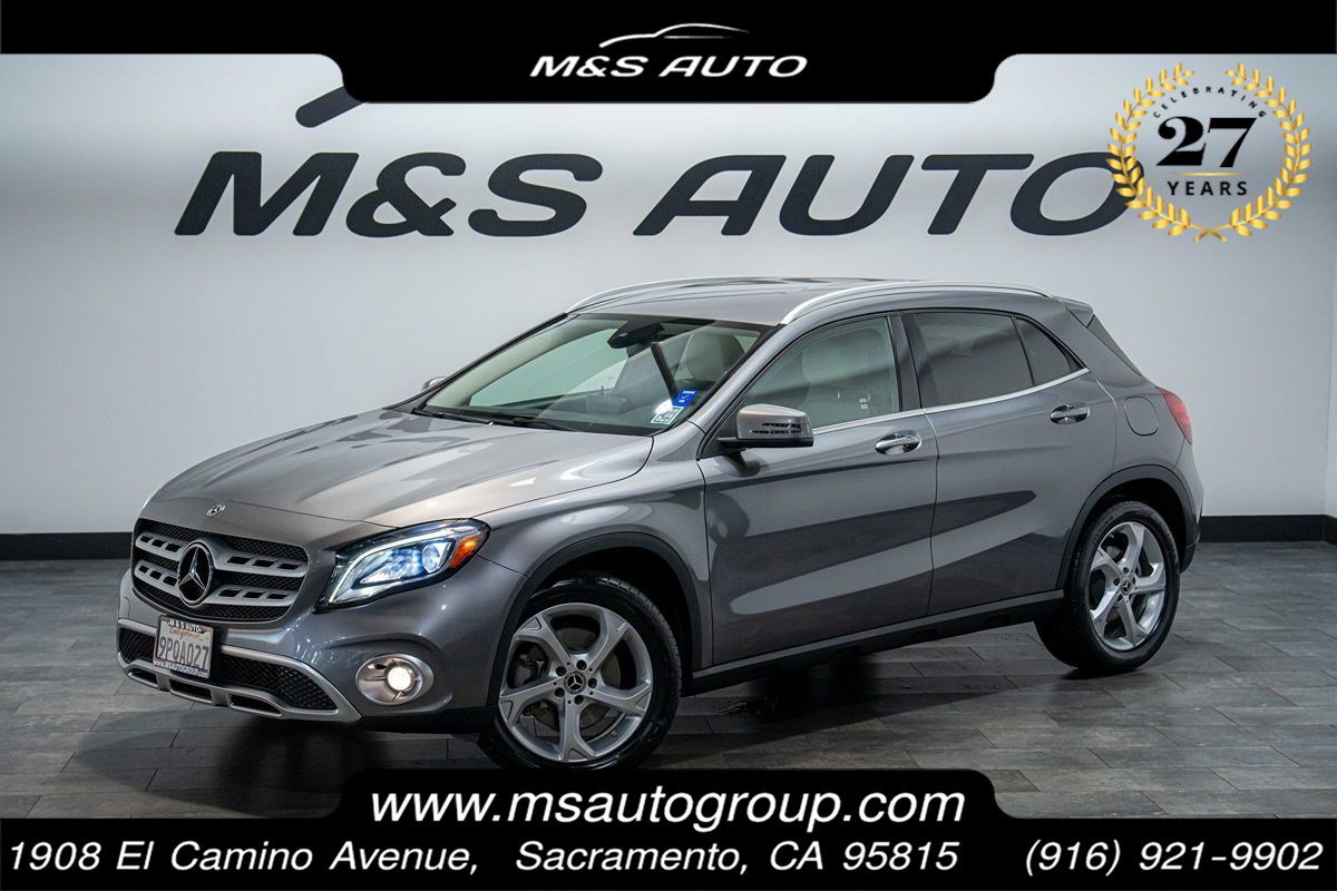 Used 2020 Mercedes-Benz GLA 250 4MATIC w/ Premium Package image 1