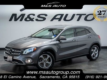 Used 2020 Mercedes-Benz GLA 250 4MATIC w/ Premium Package