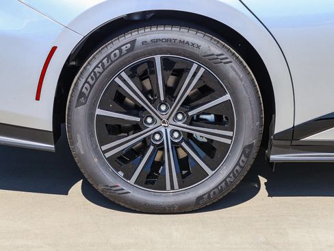 New 2026 Lexus ES 350e w/ Convenience Package FWD image 10