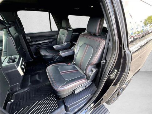Used 2022 Ford Expedition Max Limited image 28