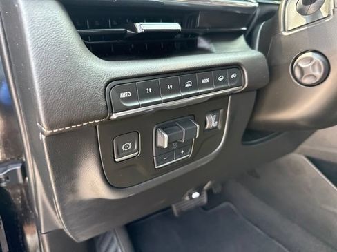 Used 2021 Cadillac Escalade Sport w/ Driver Assist Tech Package AWD/4WD image 28