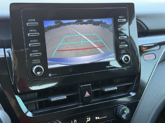 Used 2021 Toyota Camry SE FWD image 17