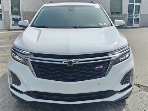 Used 2022 Chevrolet Equinox RS w/ Infotainment Package AWD/4WD image 2