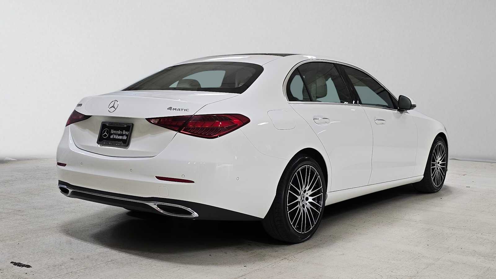Used 2026 Mercedes-Benz C 300 4MATIC Sedan image 3