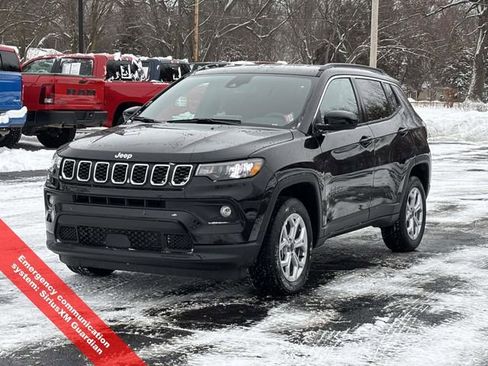 New 2026 Jeep Compass Latitude image 30