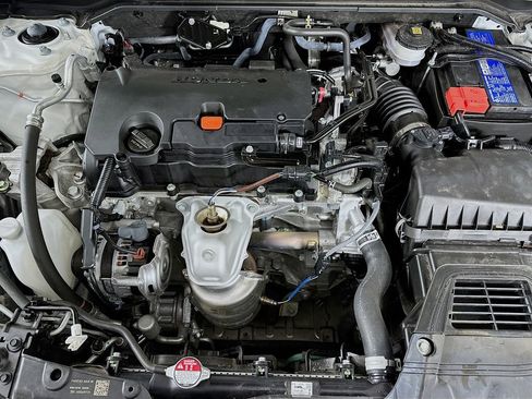 Used 2024 Honda Civic Sport image 35