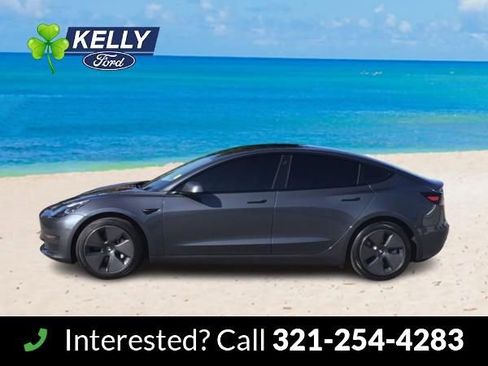 Used 2023 Tesla Model 3 Standard Range image 1