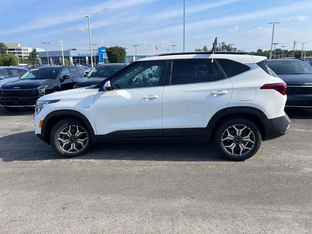 Certified 2023 Kia Seltos EX AWD/4WD image 7