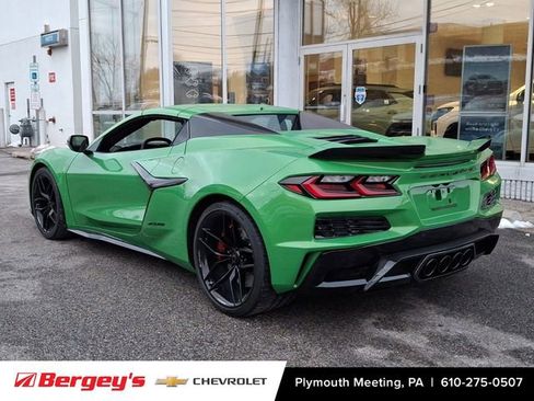 New 2026 Chevrolet Corvette Z06 w/ Stealth Interior Trim Package RWD image 4