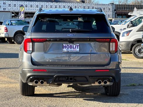 New 2026 Ford Explorer ST w/ Sun And Sound Package image 4