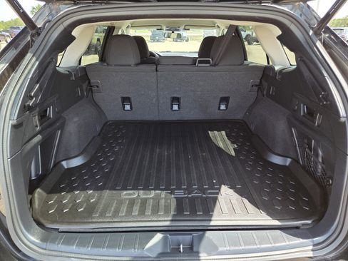 Used 2023 Subaru Outback Premium AWD/4WD image 24