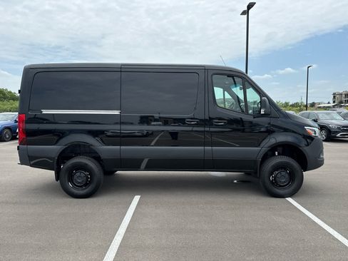 New 2025 Mercedes-Benz Sprinter 2500 image 4