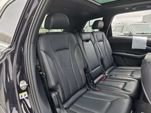 Used 2019 Audi Q7 3.0T Premium Plus w/ Premium Plus Package image 23