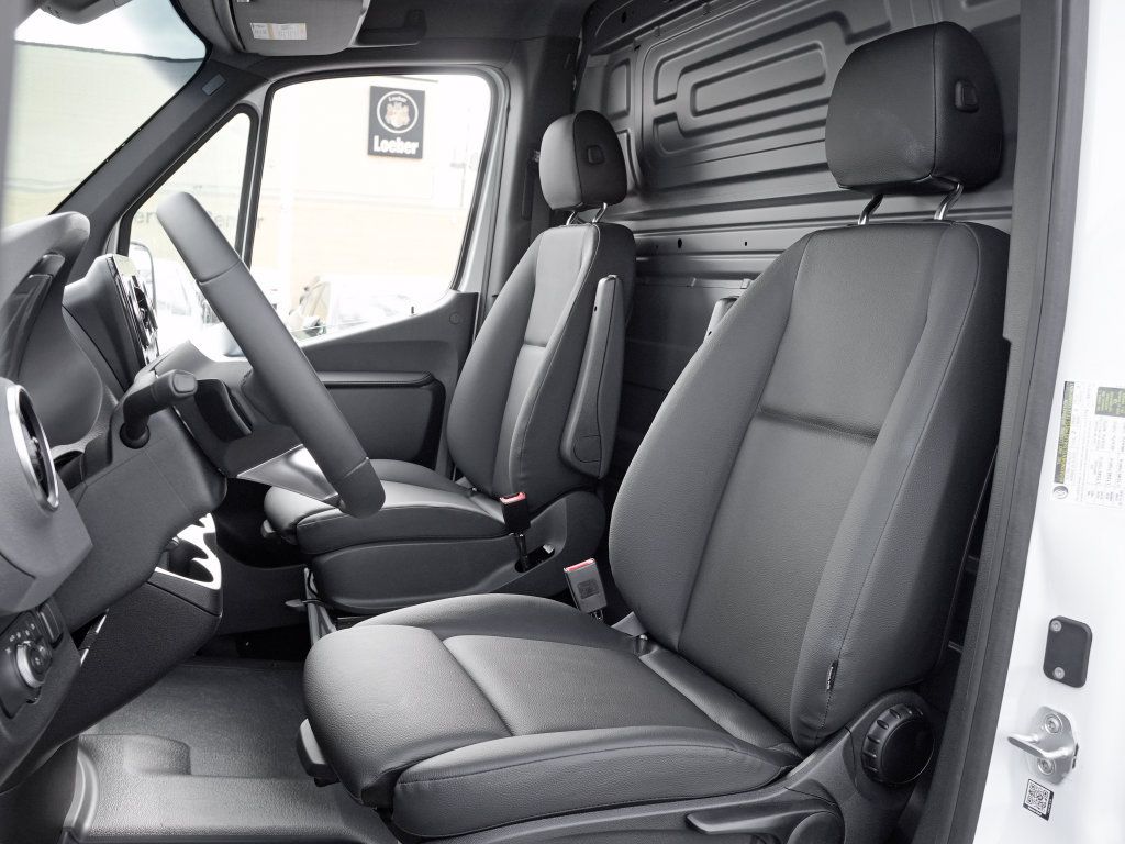 New 2026 Mercedes-Benz Sprinter 2500 image 10