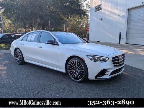 Used 2024 Mercedes-Benz S 580 4MATIC Sedan image 1