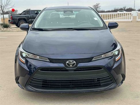 Used 2024 Toyota Corolla LE image 8