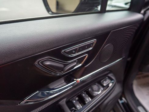Used 2023 Lincoln Corsair FWD image 18