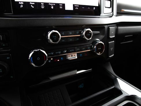 Used 2024 Ford F350 Platinum w/ Snow Plow Prep Package image 19