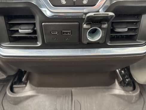 Used 2020 GMC Sierra 1500 SLT w/ SLT Premium Plus Package AWD/4WD image 33