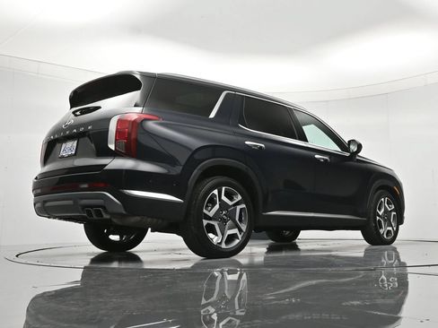 Used 2024 Hyundai Palisade Limited FWD image 42