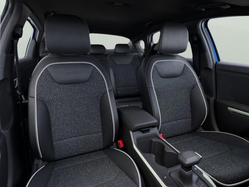 New 2025 Kia K4 GT-Line image 15