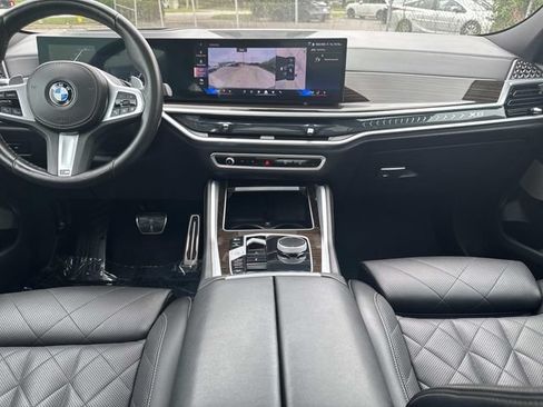 Used 2025 BMW X6 xDrive40i w/ Climate Comfort Package AWD/4WD image 15