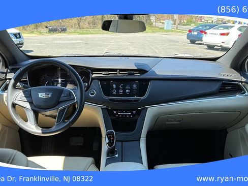 Used 2017 Cadillac XT5 FWD w/ LPO, Wheel Lock Package image 9